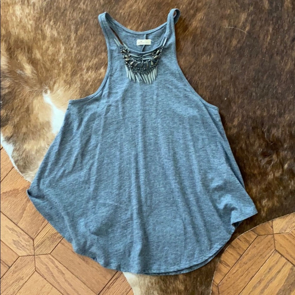 Hollister tank